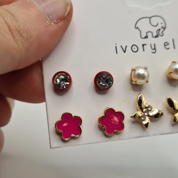 Ivory Ella Stud Earring Set | Mixed Color Flower Pearl Crystal Earrings | NWT - Picture 4 of 6